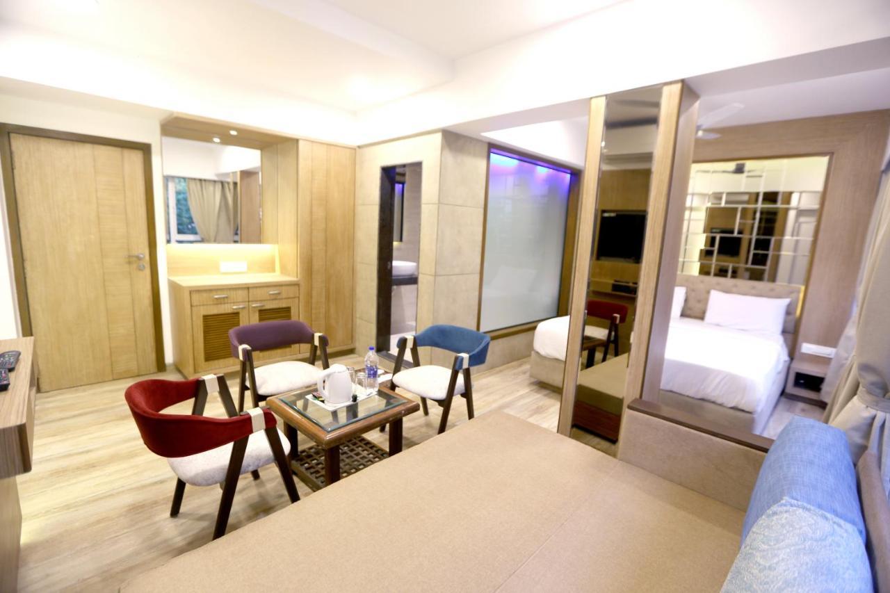Hotel Sa Residency Mira-Bhayandar Exterior foto